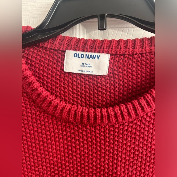 Old Navy Medium Tall women’s sweater - Picture 2 of 2